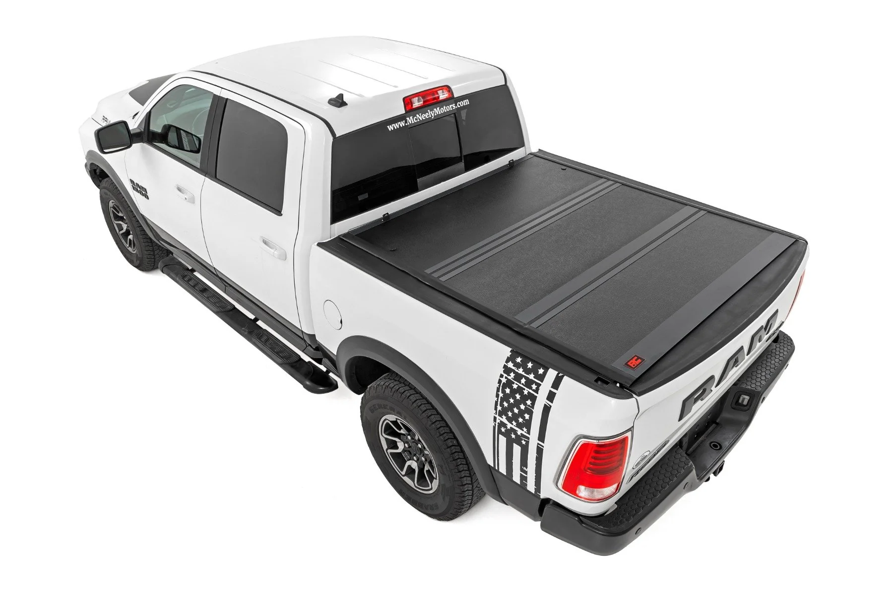 Low Profile Bed Cover | 5'7" Bed | No Rambox 09-18 / 19-UP Classic for Ram 1500 47319550B - Image 3