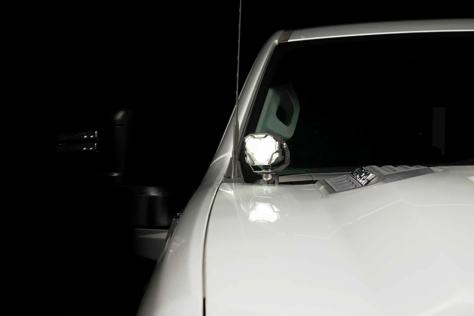 Morimoto 4Banger Ditch Light Kit: 2020+ Silverado HD (HXB White Flood Beam) - Image 8