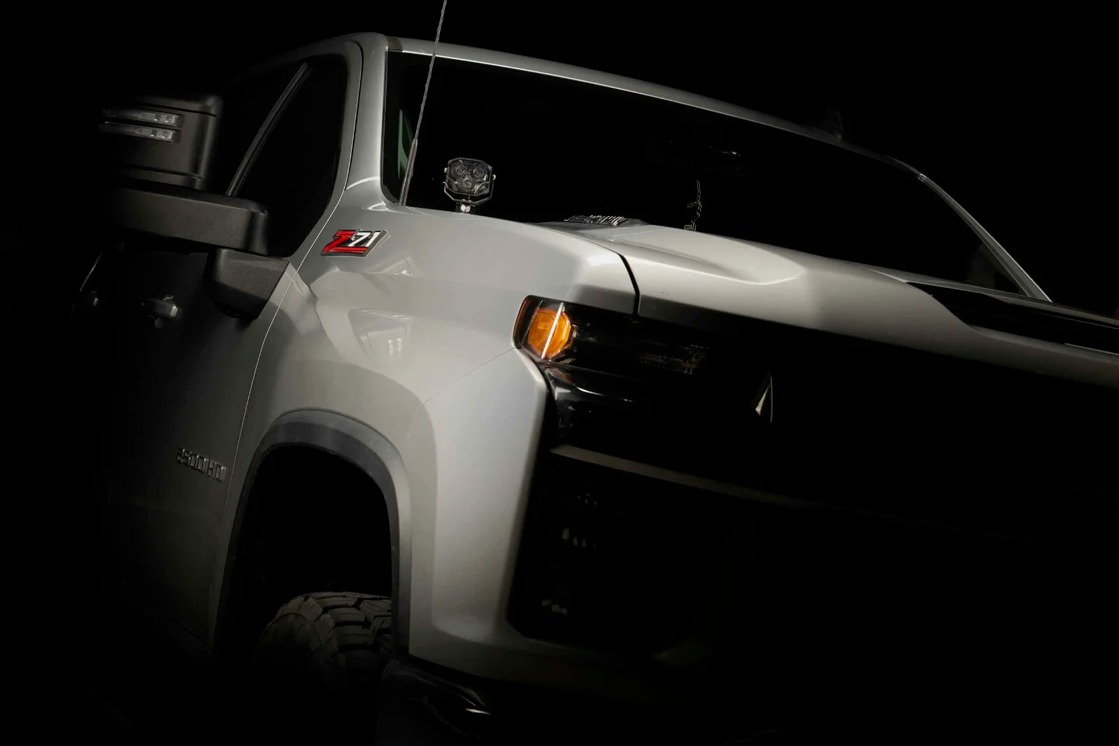 Morimoto 4Banger Ditch Light Kit: 2020+ Silverado HD (HXB White SAE Wide Beam) - Image 10