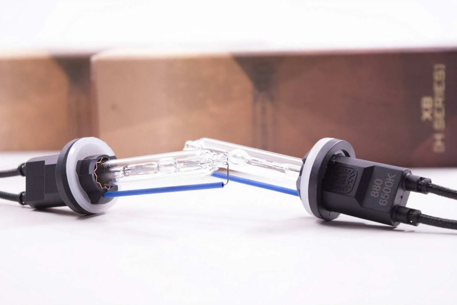 Morimoto 880/893 XB 6000K HID Bulbs (Pair) - Image 2