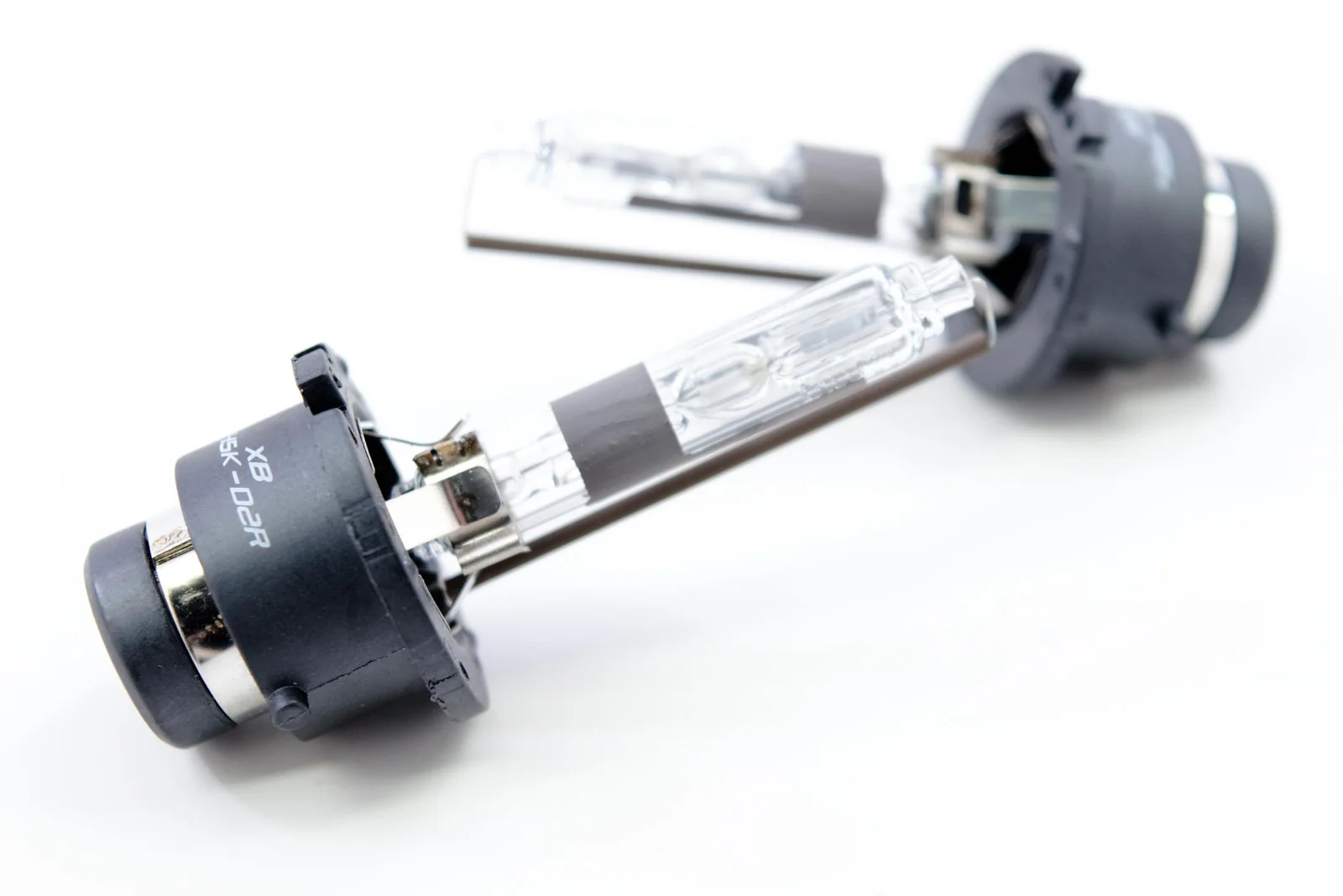 Morimoto D2R XB 6000K HID Bulbs (Pair) - Image 3