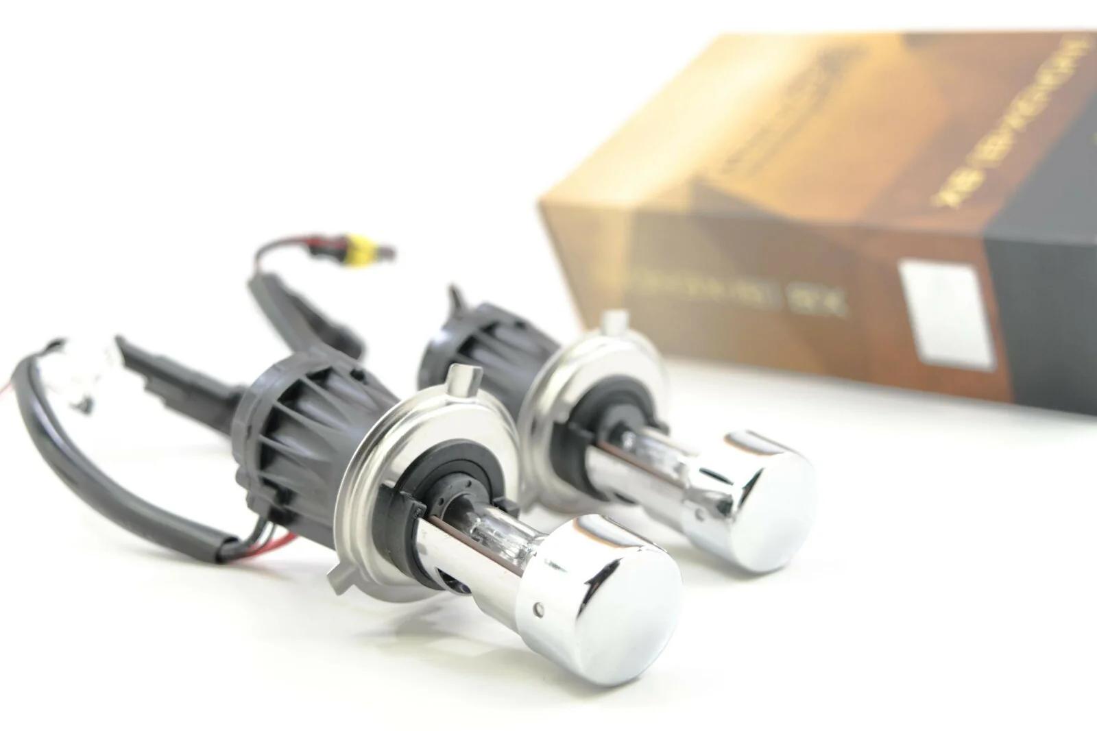 Morimoto H4/9003 Bi-Xenon XB 5000K HID Bulbs (Pair)