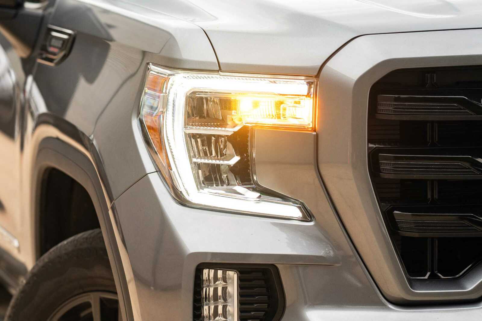 Morimoto Profile 7440/7443 XB LED Bulbs (White, Set) - Image 9
