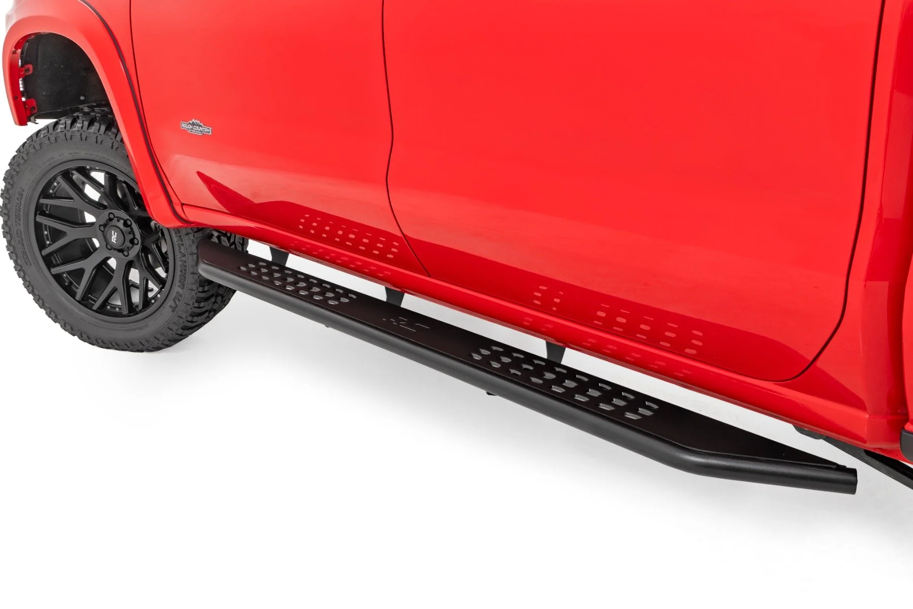 Rough Country HD2 Alum Running Boards Ext Cab Chevy/GMC 1500/2500HD/3500HD 07-19