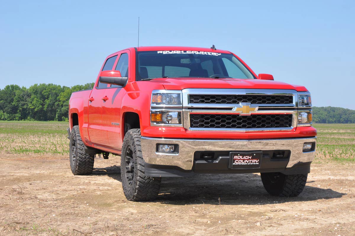 Rough Country 2.5" Lift Kit Alu/Cast Steel M1 Strut Chevy/GMC 1500 07-16 - Image 3
