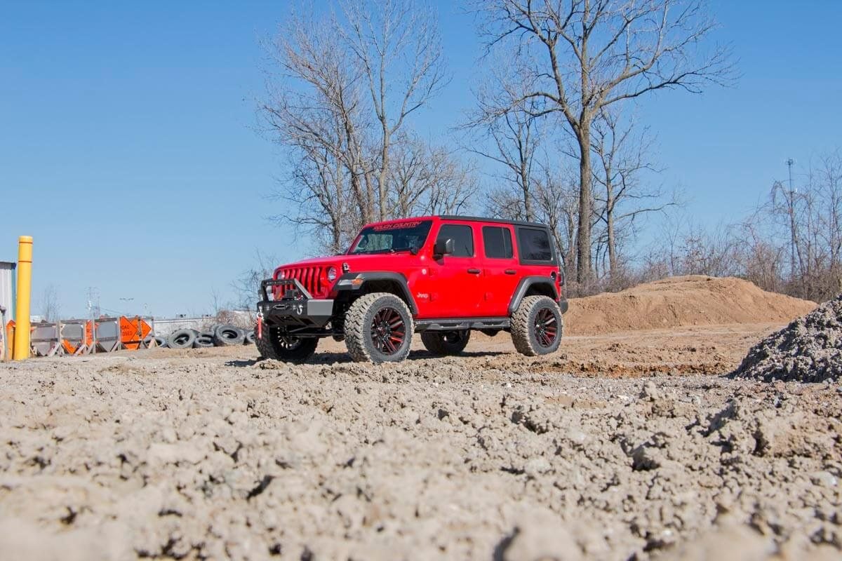 Rough Country 3.5" lift Kit | C/A Drop | FR D/S | M1R | for Jeep Wrangler Unlimited 4WD (18-23) - Image 6