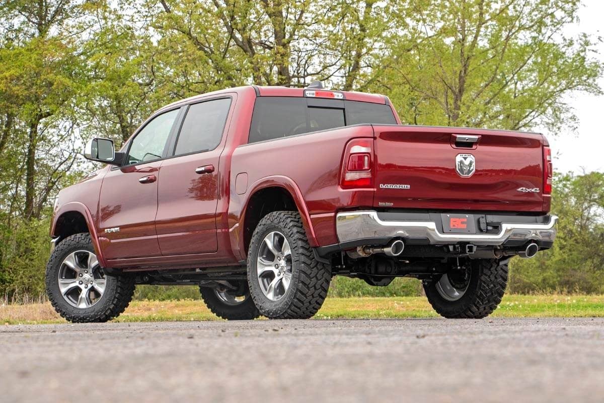 Rough Country 3.5" Lift Kit N3 Struts for Ram 1500 2019-2025 31431RED - Image 4
