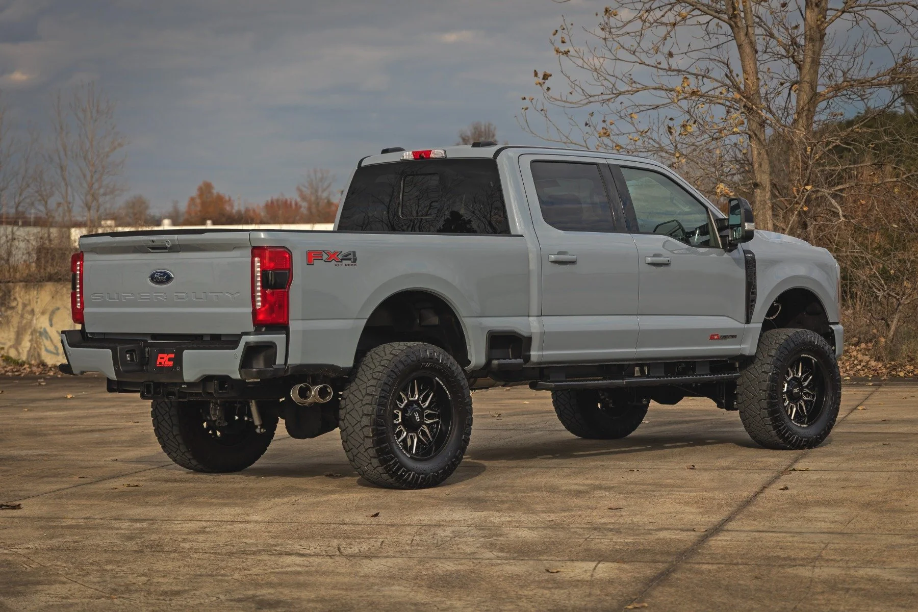 Rough Country 4.5" Lift Kit V2 Diesel for Ford F250/F350 Super Duty 4WD 23-25 400157 - Image 4