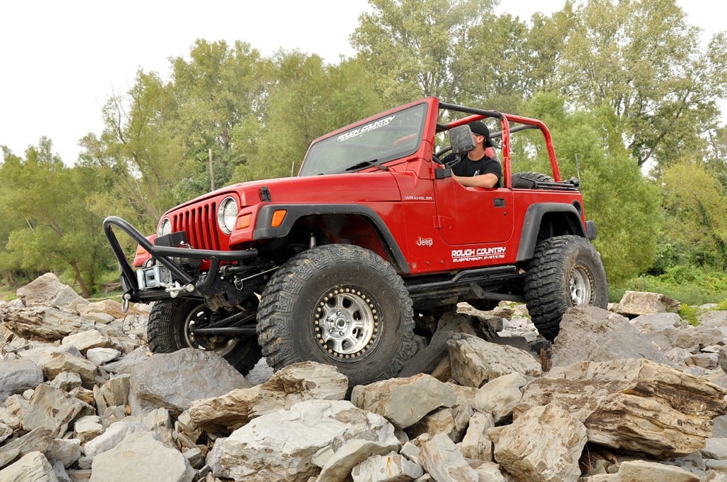 Rough Country 4" Lift Kit Long Arm M1 for Jeep Wrangler TJ 4WD 1997-2006 66340 - Image 3