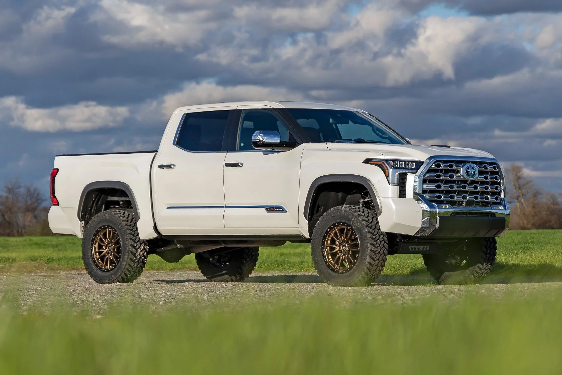 Rough Country 6 Inch Lift Kit OE Air Ride for Toyota Tundra 4wd 2022-2025 71800 - Image 5