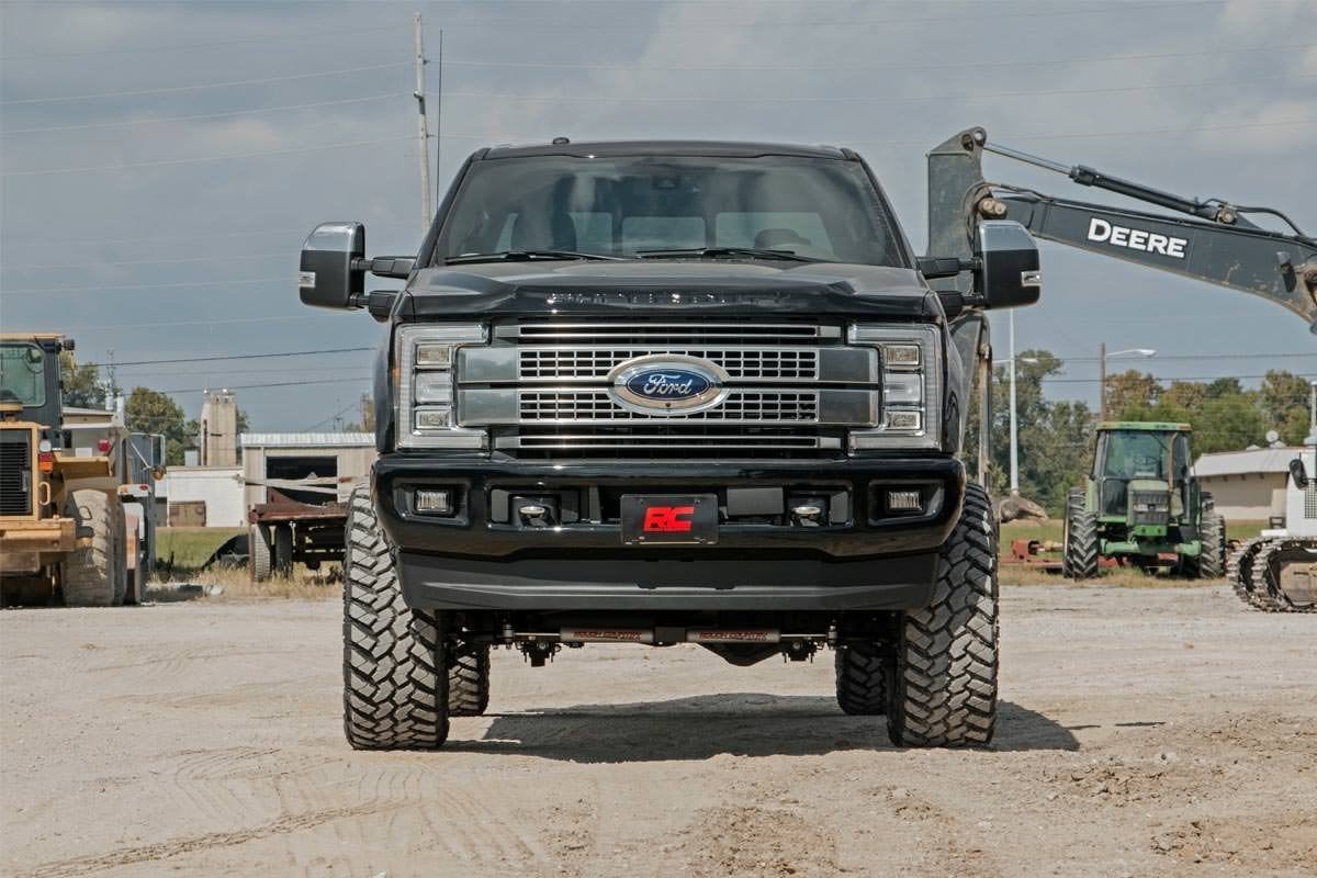 Rough Country 6" Lift Kit for 17-19 F-250/350 4wd Diesel DriveShaft V2 for Ford - Image 2