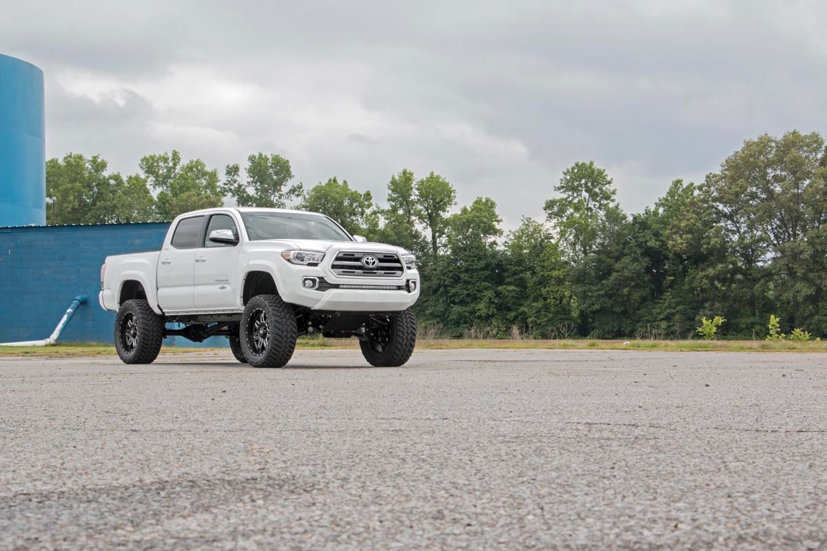 Rough Country 6" Suspension Lift Kit for Toyota Tacoma 05-15 747.20 - Image 4