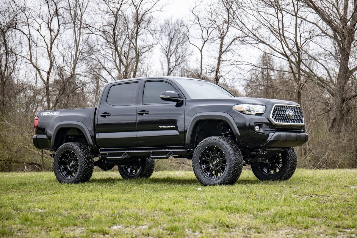 Rough Country 6" Suspension Lift Kit w/ Shocks for Toyota Tacoma 16-23 4wd 75820 - Image 2