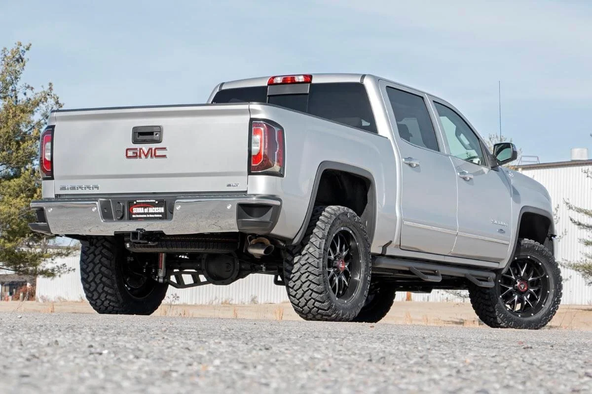 Rough Country Chevy GMC 1500 Pickup 3.5" Susp Lift w/Lifted Struts 14-18 4wd 12132 - Image 5