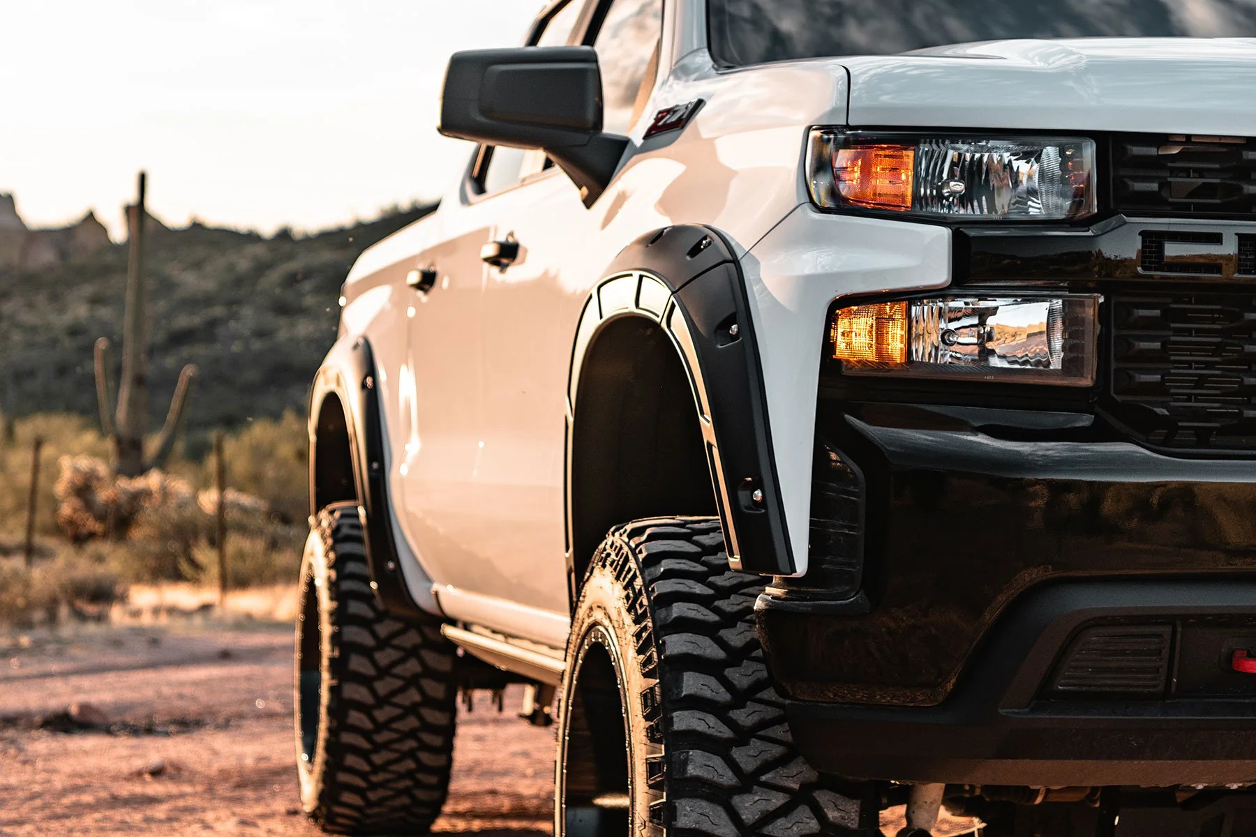 Rough Country Defender Fender Flare Chevy Silverado 1500 19-25 Painted White - Image 2