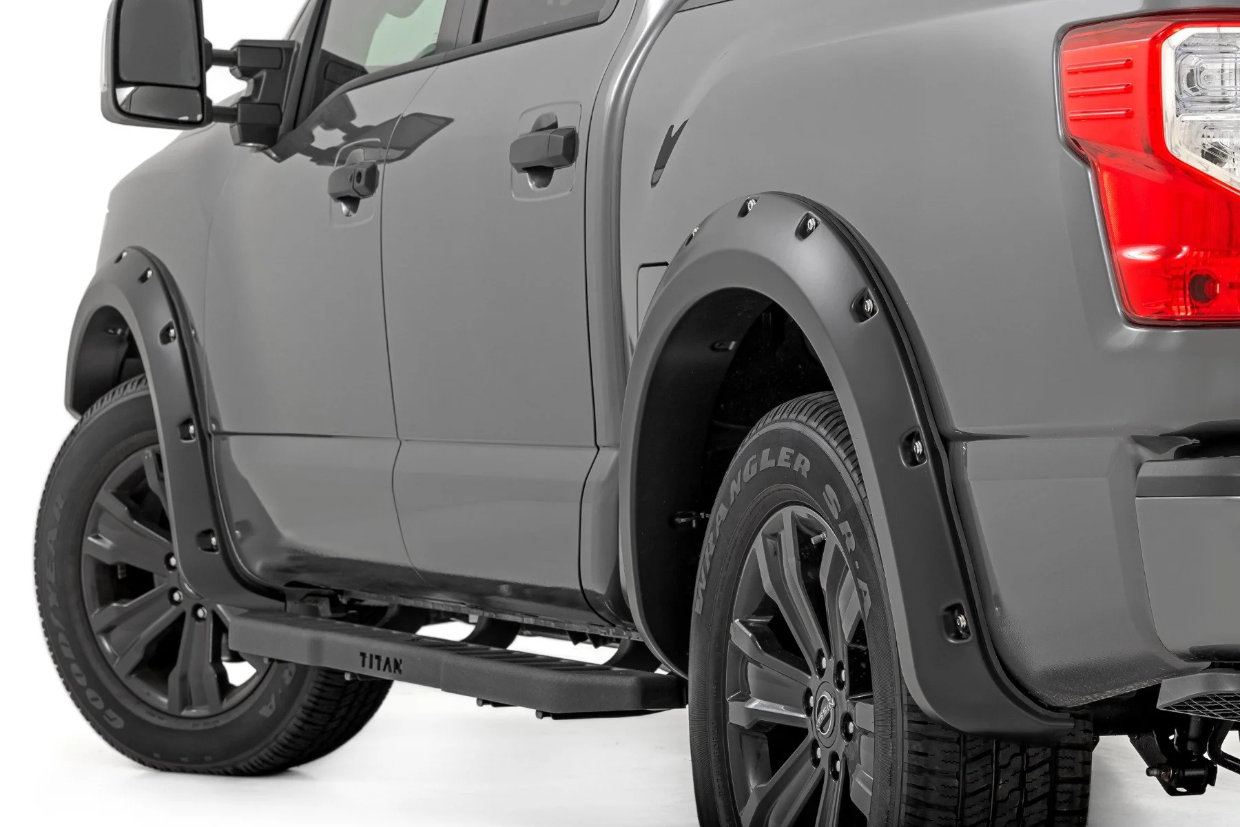 Rough Country Fender Flares Crew K23 Brilliant Silver W/O Emblem for Titan 17-23