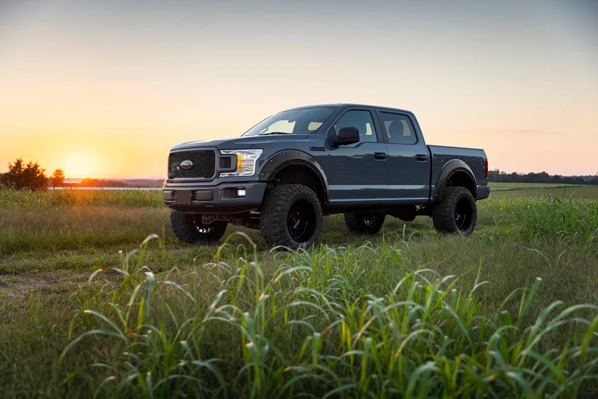 Rough Country Fender Flares | Defender | Z1 Oxford White | for Ford F-150 2WD/4WD (2015-2020) A-F11811-Z1 - Image 2