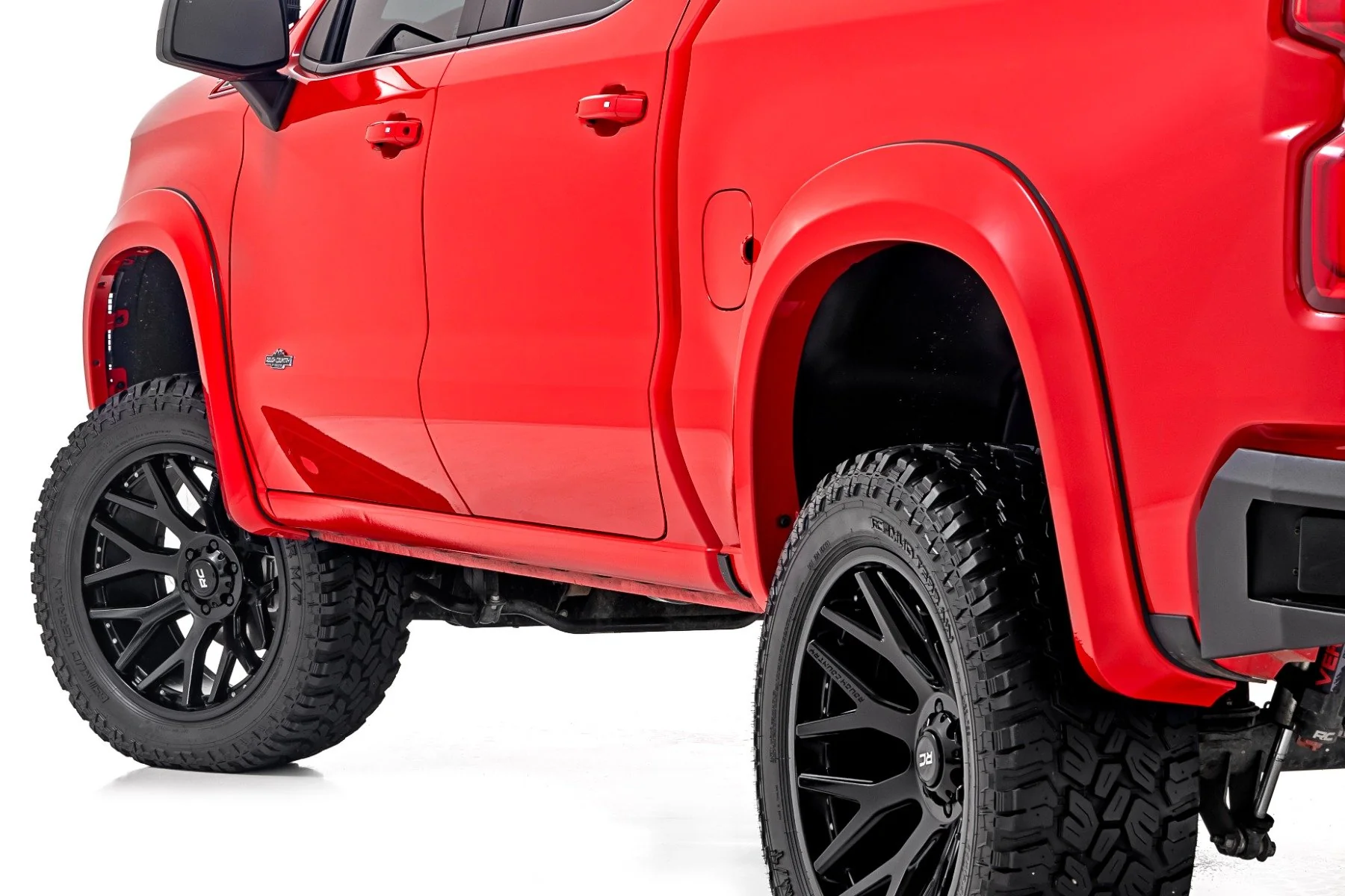 Rough Country Fender Flares | Sport | GAZ Summit White | Chevy Silverado 1500 (19-26) S-C12210-GAZ - Image 2