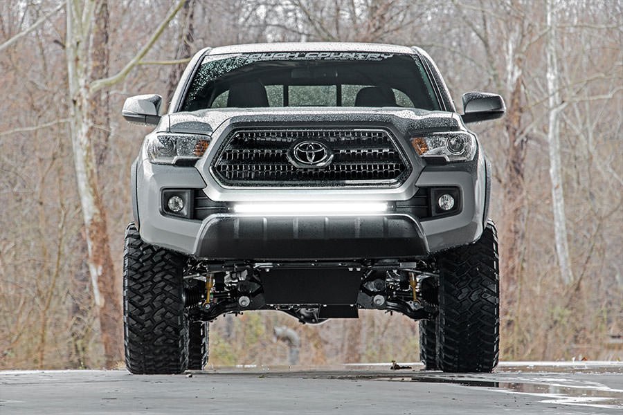 Toyota 30-inch LED Bumper Kit Black Series White16-19 Tacoma 70619BLDRL - Image 6