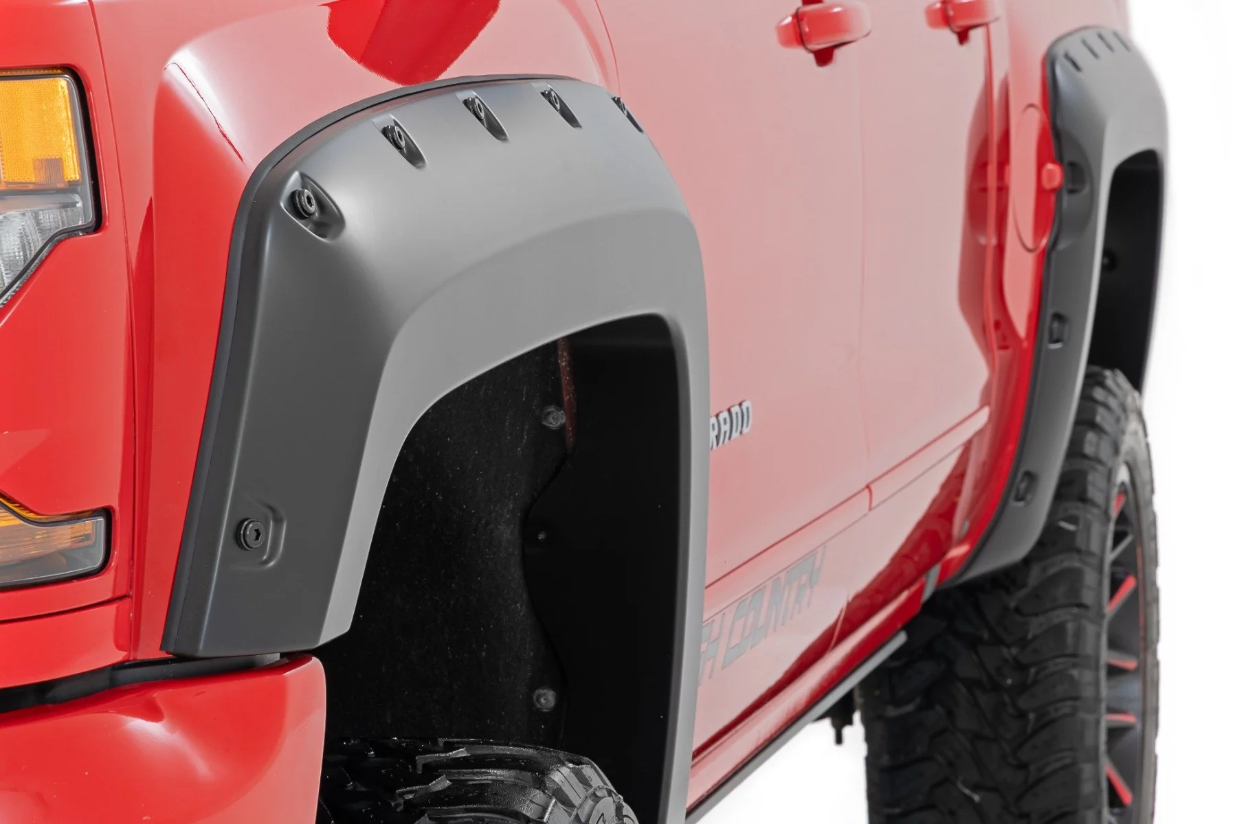 Rough Country Pocket Fender Flares | 6'7" & 8' Bed | GAZ Summit White | Chevy Silverado 1500 (14-18)/2500HD (15-19) F-C11412B-GAZ - Image 4