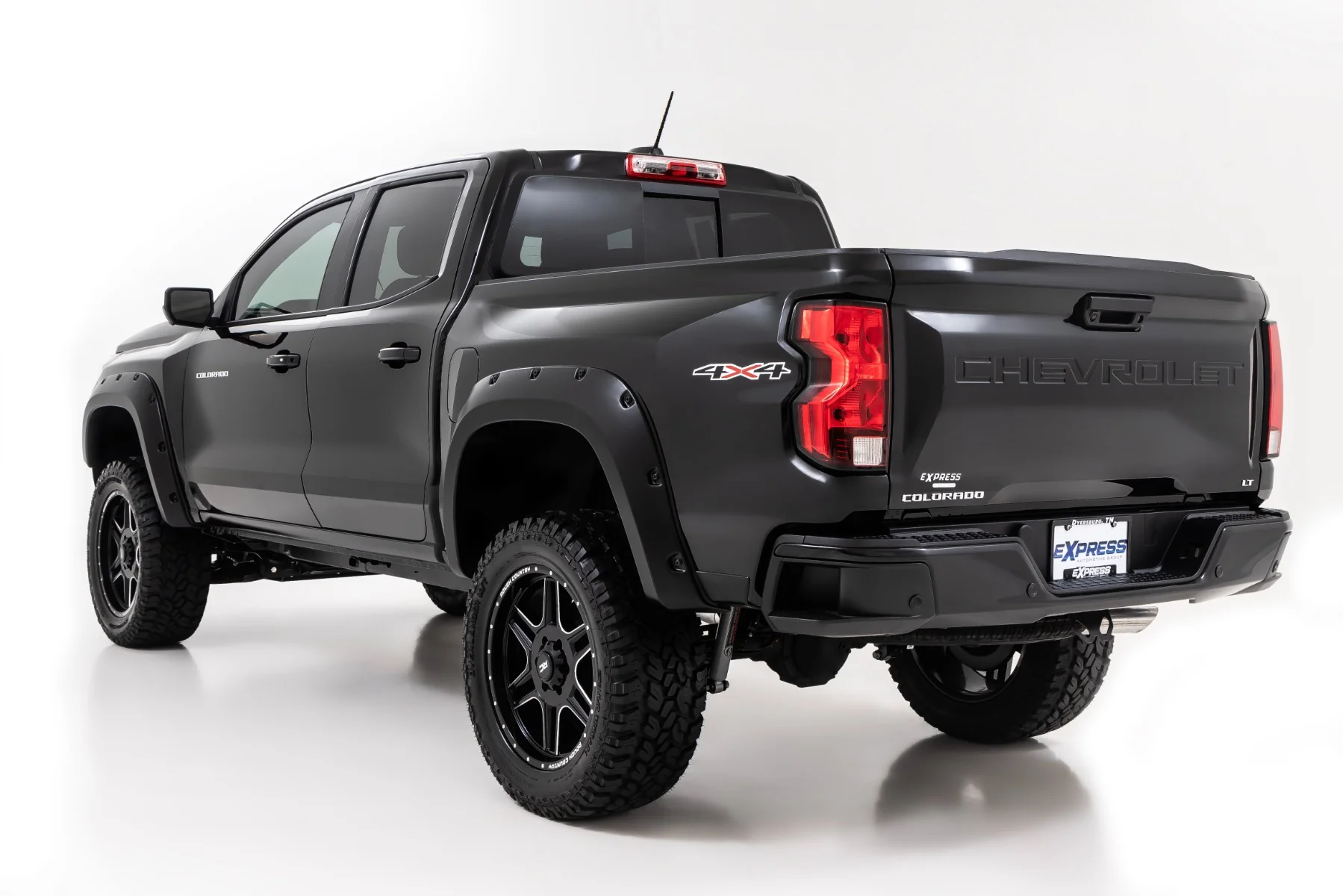 Rough Country Pocket Fender Flares | GAE Snowdrift | Chevy Colorado 23-26 - Image 4