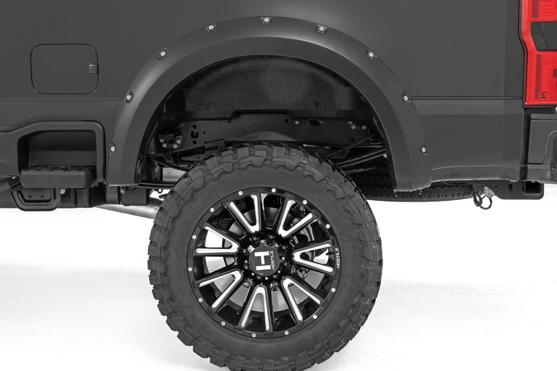 Rough Country Pocket Fender Flares UM Agate Black 2023 for Ford Super Duty - Image 6