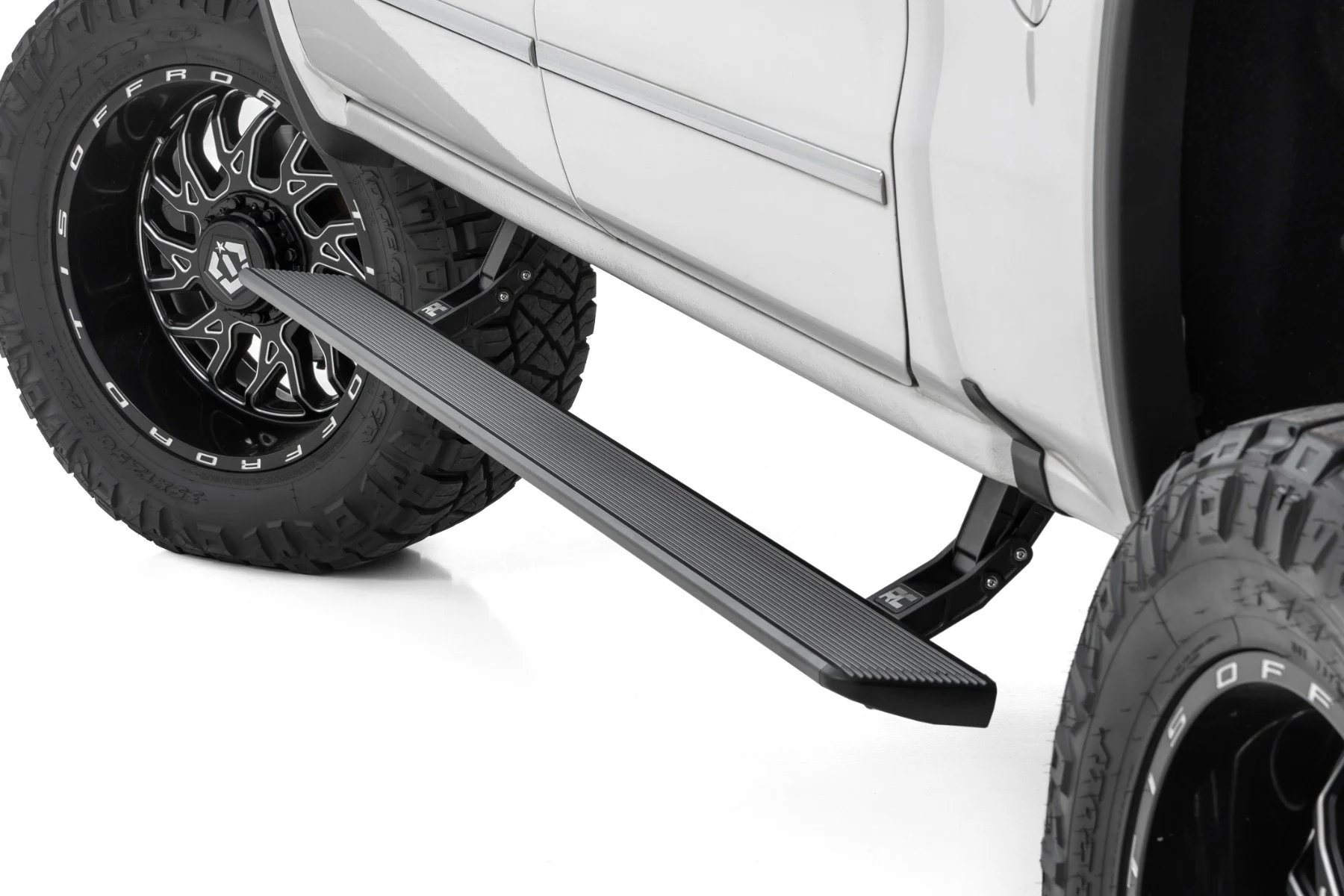 Rough Country Power Running Boards HT-Series Crew Cab Chevy/GMC 1500/2500/3500HD