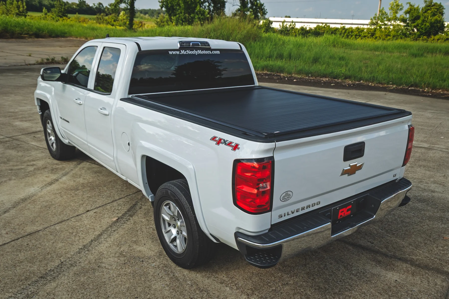 Rough Country Powered Bed Cover | 6'7" Bed | GM 1500 2014-2019 Classic - Image 6