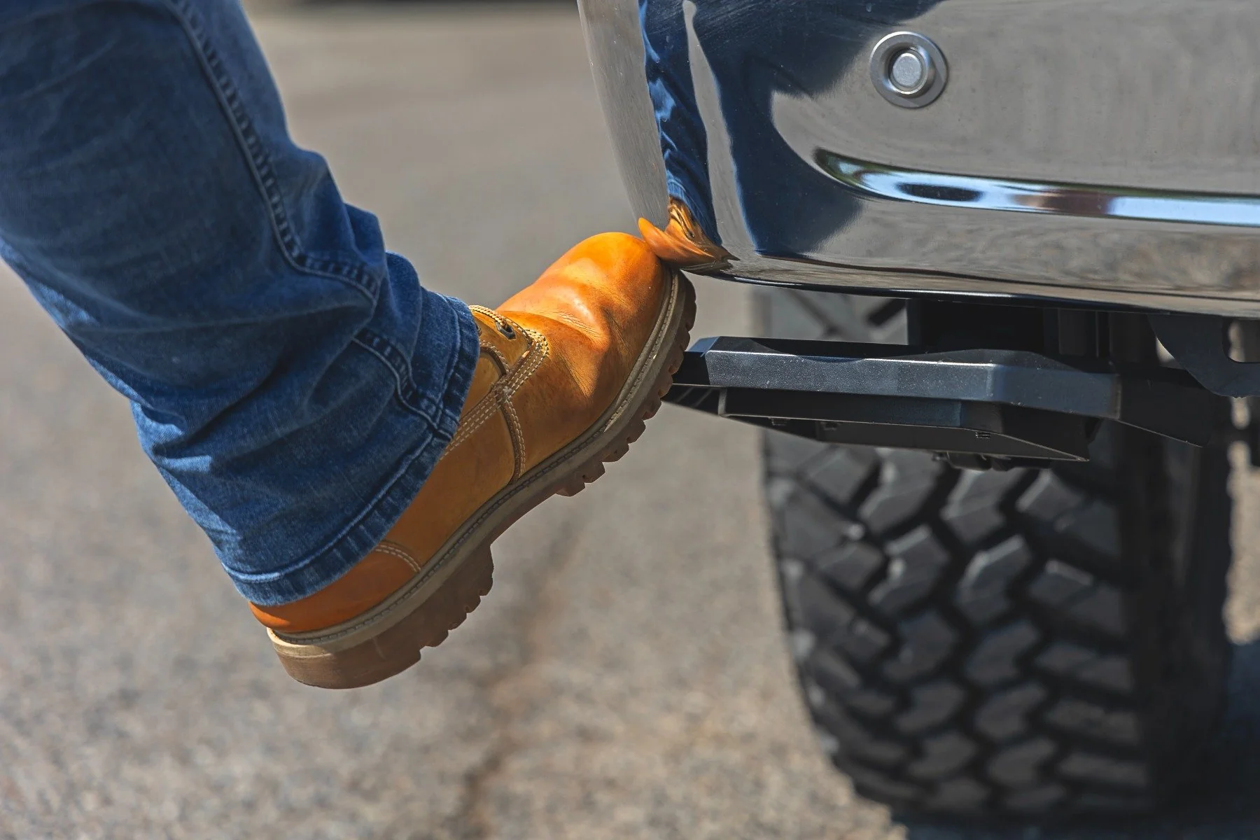 Rough Country Retractable Bed Step Manual for Ford F150 21-24/Lightning 22-24 PW049807 - Image 6