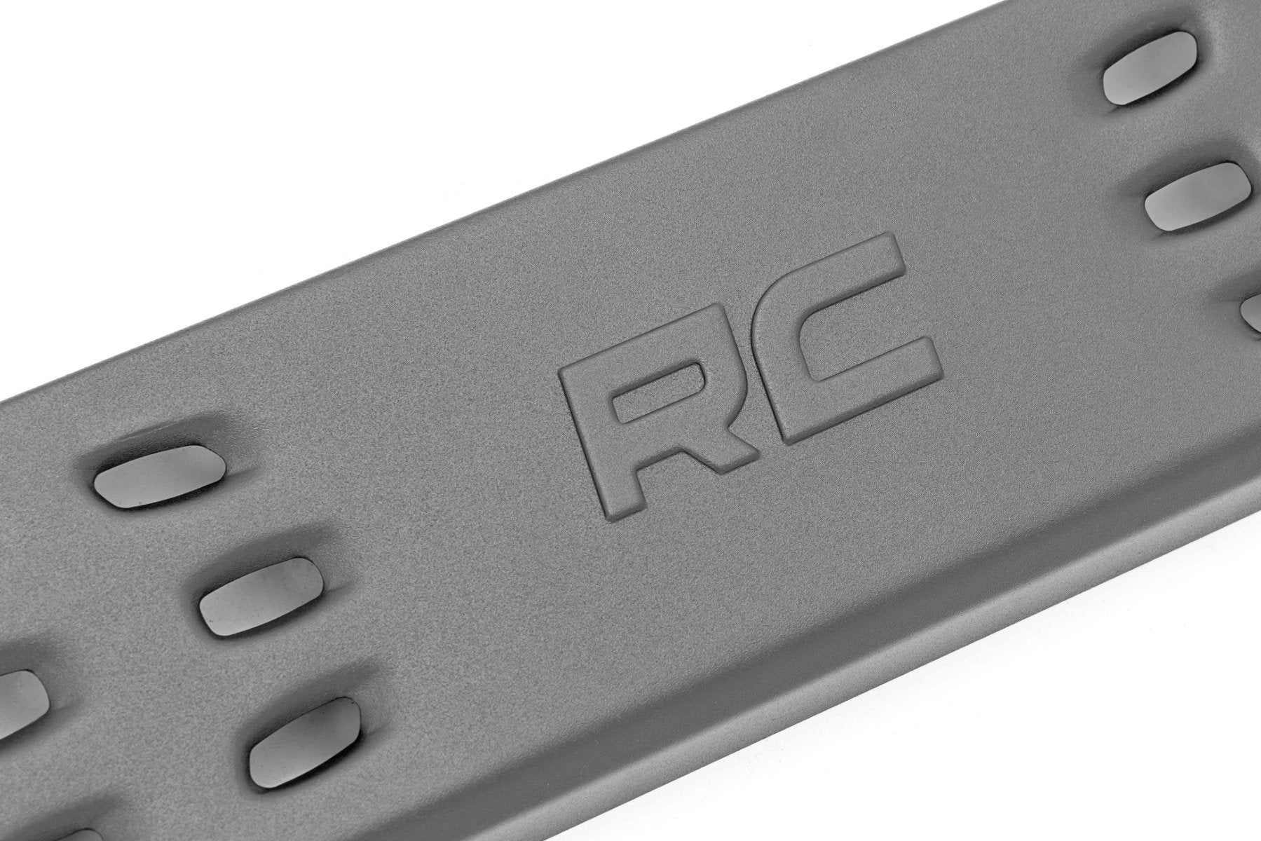 RPT2 Running Boards Crew Cab Chevy/GMC 1500/2500HD/3500HD 07-18 44001 - Image 3