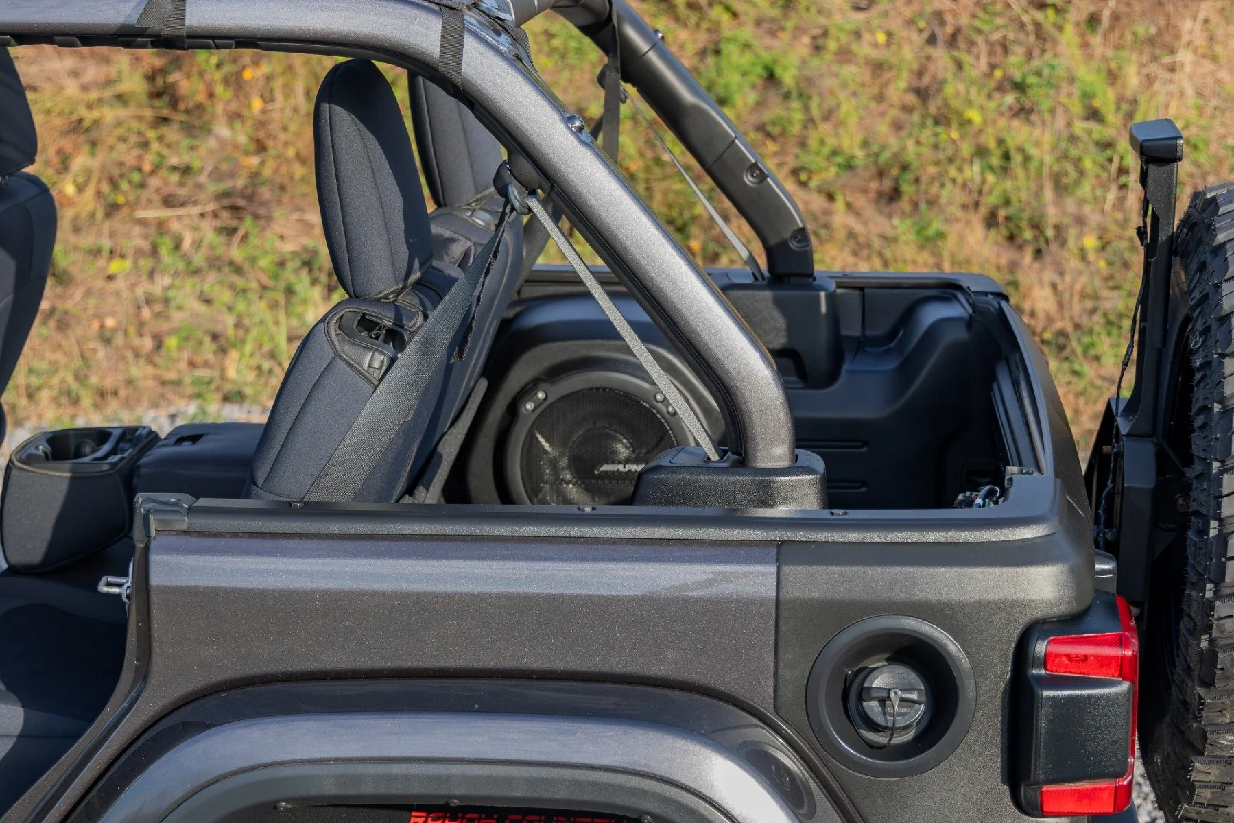 Trail Cladding Tailgate Protector Jeep Wrangler JL/JLU 18-24 - Image 5